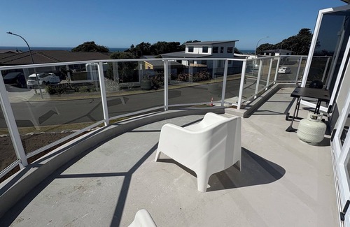 Bell Block House | The Lookout