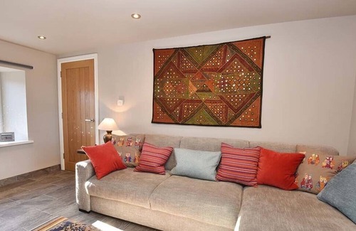 Hopeman Cottage | THE LOOKOUT, pet friendly, with open fire in Hopeman