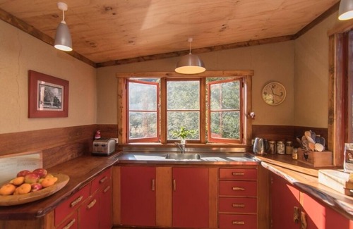 Peel Forest House | The Lookout: Waterfalls & Ancient Forest Walks-Peel Forest Boutique Holiday Home