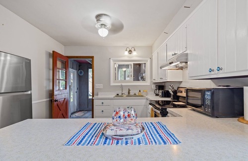 Brier Hill Ski Chalet | The Loon's Nest- Aframe on the St. Lawrence River