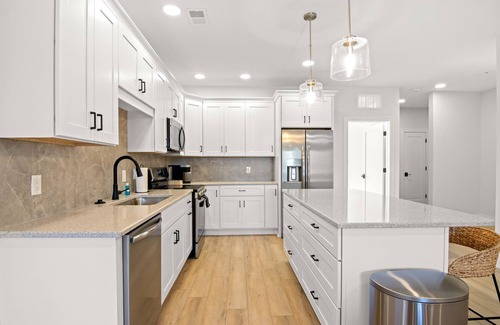 Traverse City Apartment | The Loop Downtown By Kasa