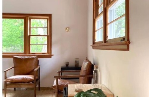 Indian Lake Hotel | The Lorca ADK Motel Room 2