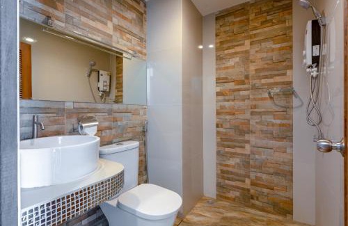 Ban Chang Hotel | The Lord Nelson Hotel