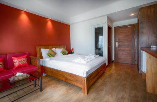 Ban Chang Hotel | The Lord Nelson Hotel