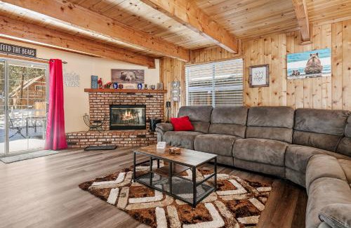 Peter Pan House | The Lost Boys Hideaway - One of a Kind Mountain Getaway!