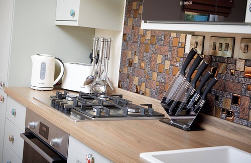 Fitling Cabin | THE LOTUS, pet friendly, character holiday cottage in Burton Pidsea