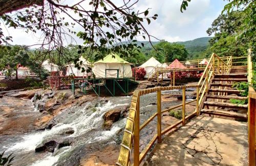 Kadadhe Resort | The Lotus Resort LLP