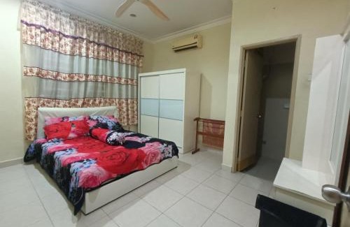 Kampung Serukam House | The Louvre Moslim Homestay Sungai Petani