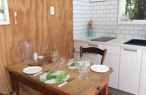 Okere Falls Cottage | The Love Shack, Lake Rotoiti. Ultimate Lake Edge Escape