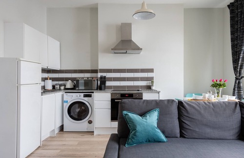 Camberwell Apartment | The Love Walk 1 bedroom Apartment