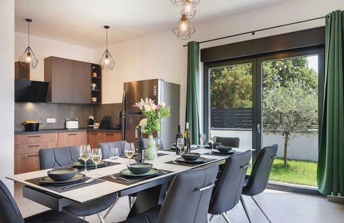 Jadreski Villa | The lovely poolside villa perfect for families