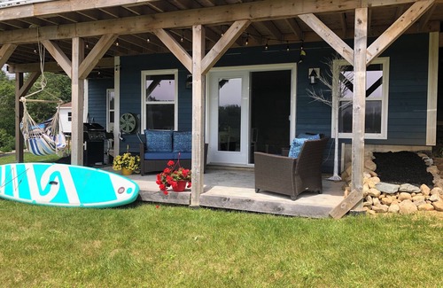 Chester Apartment | The Lower Deck Oceanfront Studio mins from Chester and beaches