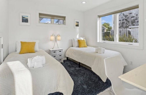 Tolovana Park House | The Lucille - Beachfront! - Beachcomber Vacation Homes