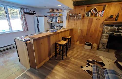 Pleasant Valley Cottage | The Lucky Goat, a quiet country cottage about an hour from NYC, just off the TSP