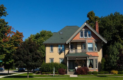 Ludington Bed & Breakfast | The Ludington House