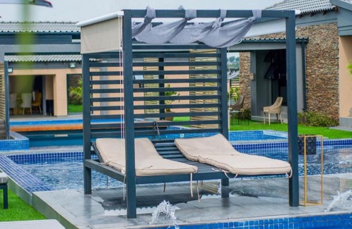 Louis Trichardt Hotel | The Lux Hotel and Resorts