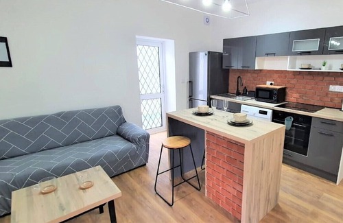 Mansfield Apartment | The Luxe - Elegant apartment in central Mansfield