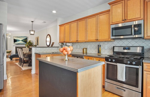 Midtown House | The Luxe on 16th Steps to Atlantic Station