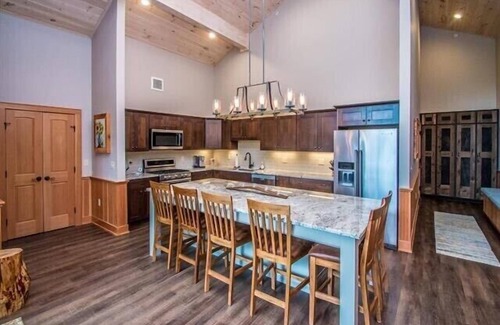 North Conway Condo | The Luxurious Penthouse Ski-in/Ski-out Kearsarge Brook Condo at Cranmore Mtn!