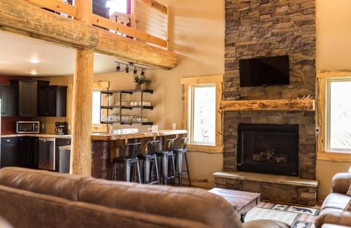 Wisconsin Dells House | The Luxurious Turkey Run