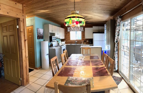 Val-des-Monts Ski Chalet | The luxury of a home in an enchanting chalet setting!