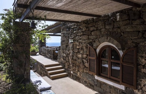 Pantelleria Villa | The luxury of silence - Dammuso Le Bughe