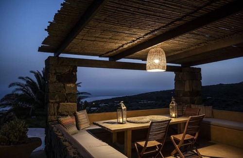 Pantelleria Villa | The luxury of silence - Dammuso Le Bughe