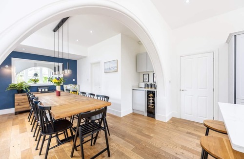 New Forest District Ski Chalet | The Lymington Hub Slps 13 hot tub/chef/spa