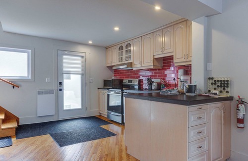North Hatley Ski Chalet | The Lynx - Newly renovated cottage in North Hatley