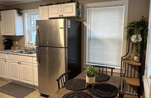 Batesville House | The Lyon’s Den- Boutique bungalow in the heart of Batesville, Arkansas