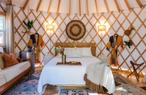 Lakeway Other | The Macaw Yurt in Lakeway, TX