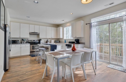 Southeast Raleigh House | The MacDaddy 3BR 2.5BA - South East Raleigh
