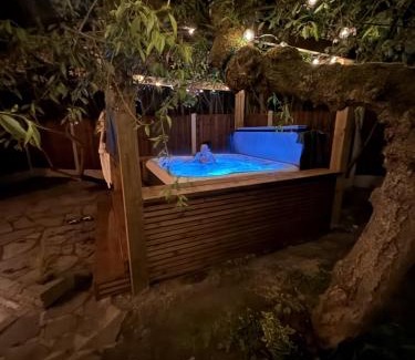 Moira House | The Machine House - Hot Tub - Outdoor Bar