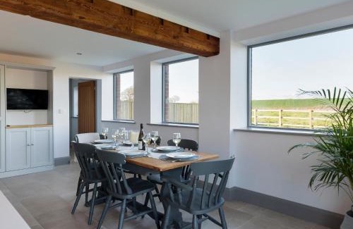 Whitchurch House | The Maddocks - Uk36311