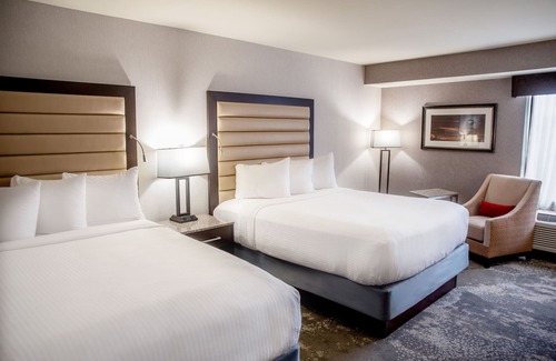 Madison Hotel | The Madison Concourse Hotel and Governor's Club