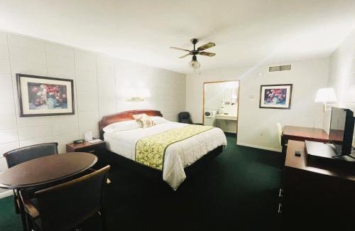 Fort Madison Hotel | The Madison Inn Motel