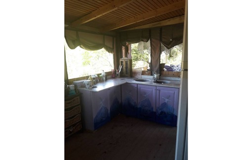 Duger Cottage | The Magic Faraway Treehouse with 3 bedrooms