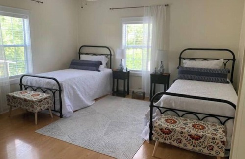 Siloam Springs House | The Magni House- Historic farmhouse near downtown!