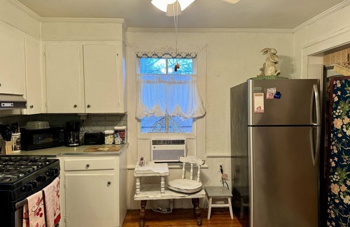 Stanardsville House | The Magnolia Manor House