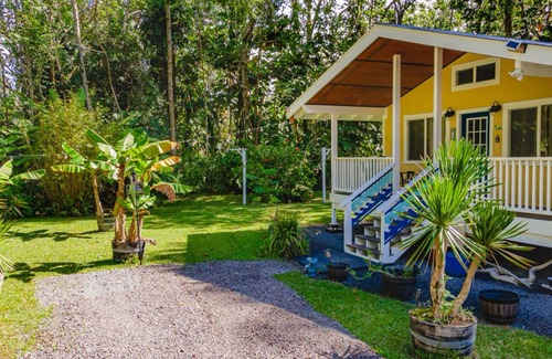 Kapoho Cottage | The Mai Tai Manor - Ohana w/kitchenette/living room