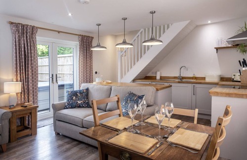 Sawtry Other | The Maid's Cottage · Rural hideaway in a cosy farm cottage with hot tub
