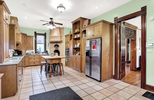 Babe Denny House | The Main House at The Birdhouse on Meridian.