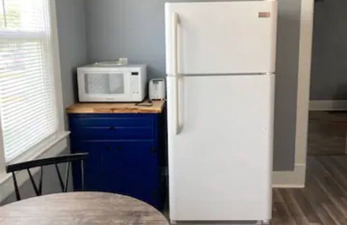 Bloomington Apartment | The Main Stay! Pet Friendly!