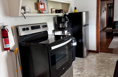 Ansted Apartment | The Main Street Stay - Unit 1 - NRG