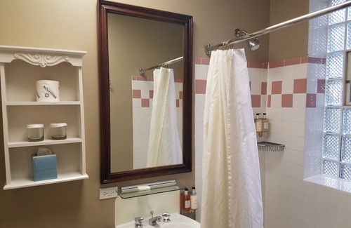 Lakeview Hotel | The Majestic Hotel