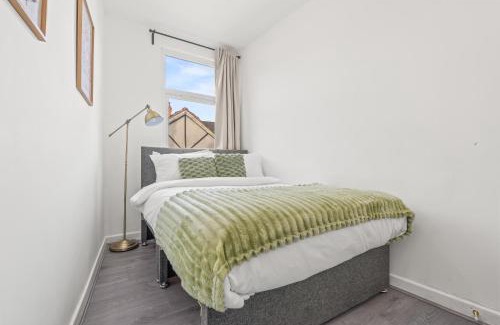 Sneinton House | The Major Oak House II Spacious for Family and Teams