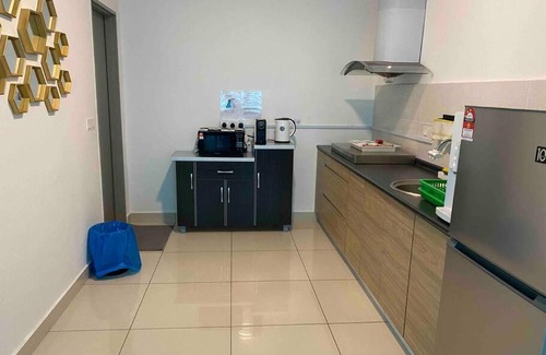 Bangi Sentral Apartment | The Makcik's Homestay (EVO Duplex House)