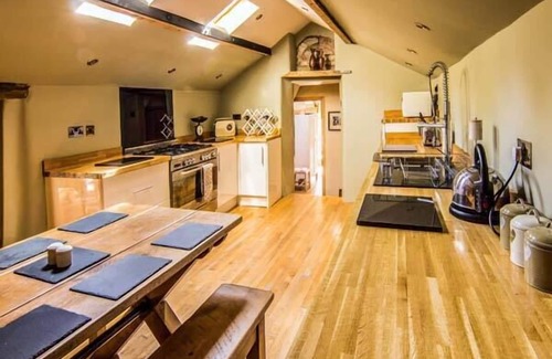 Cromford Cottage | THE MALTHOUSE, family friendly, luxury holiday cottage in Cromford
