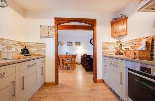 Irstead House | The Maltings - Three Bedroom House, Sleeps 6