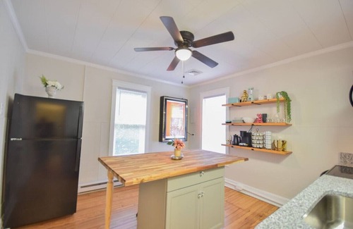 Martinsburg Apartment | The Manhattan City Scape